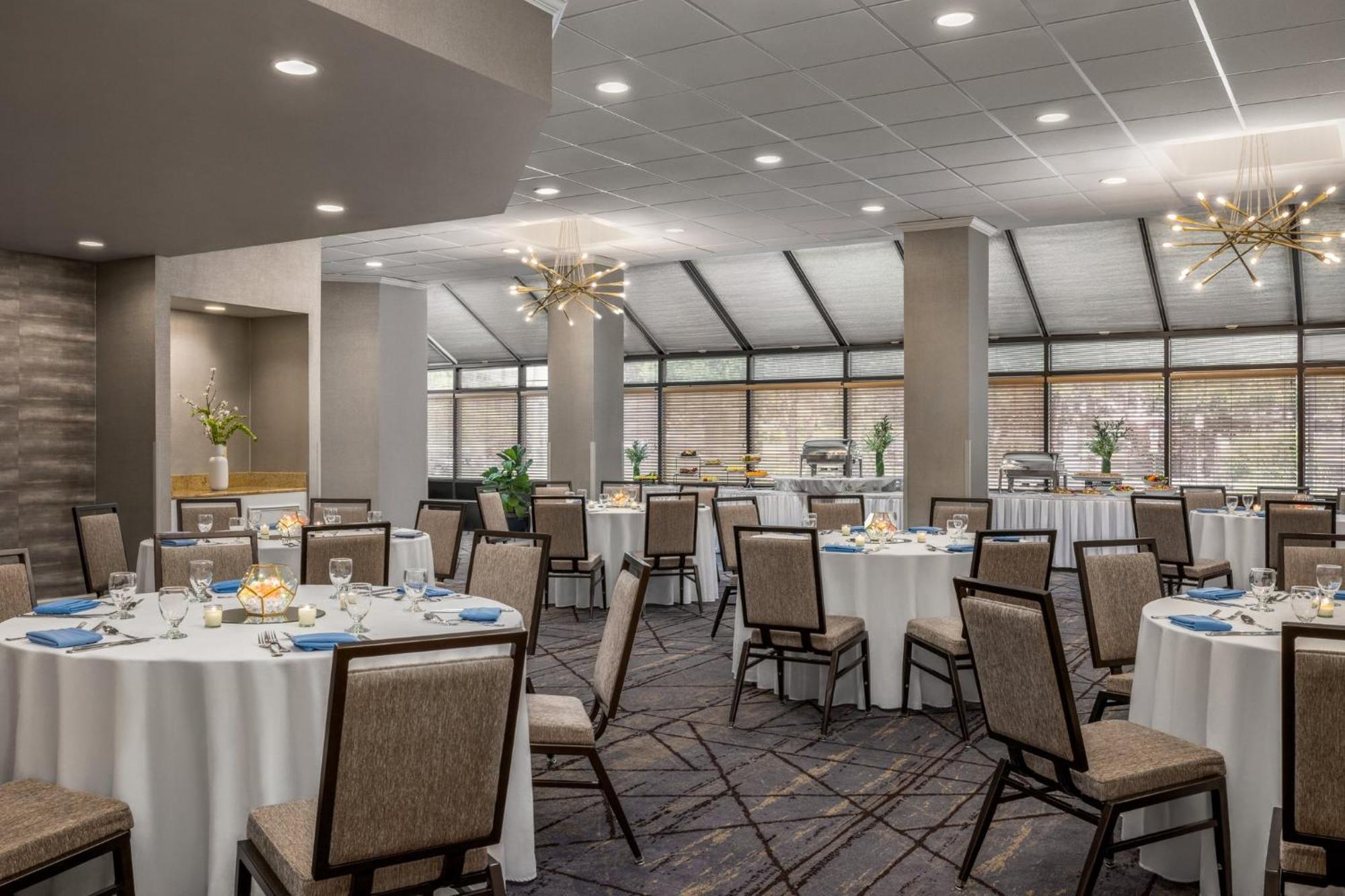 Crowne Plaza By Ihg 4* Edison